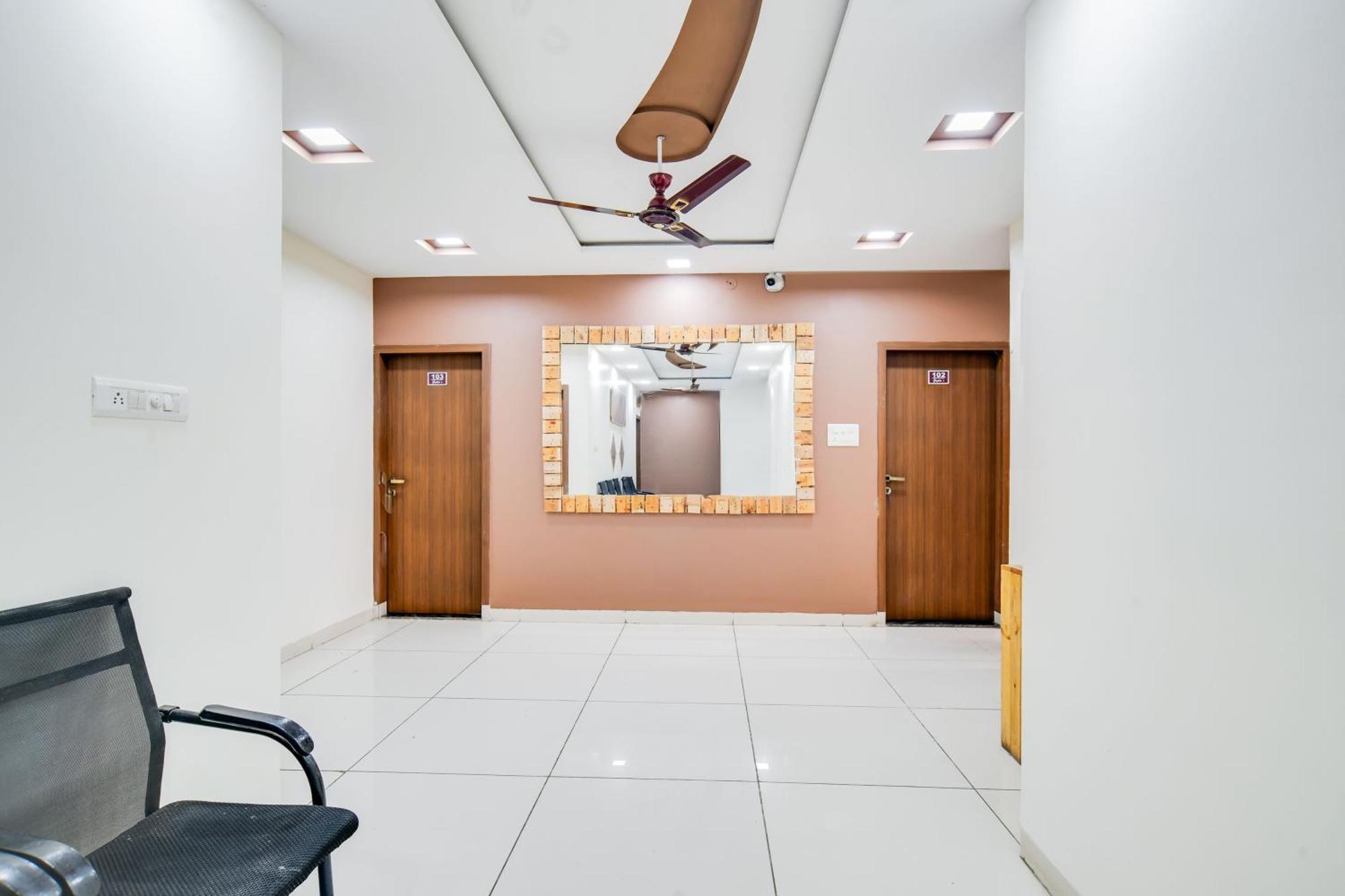 Super Collection O Indore Near Omax City 1 Kanadiya Exterior foto
